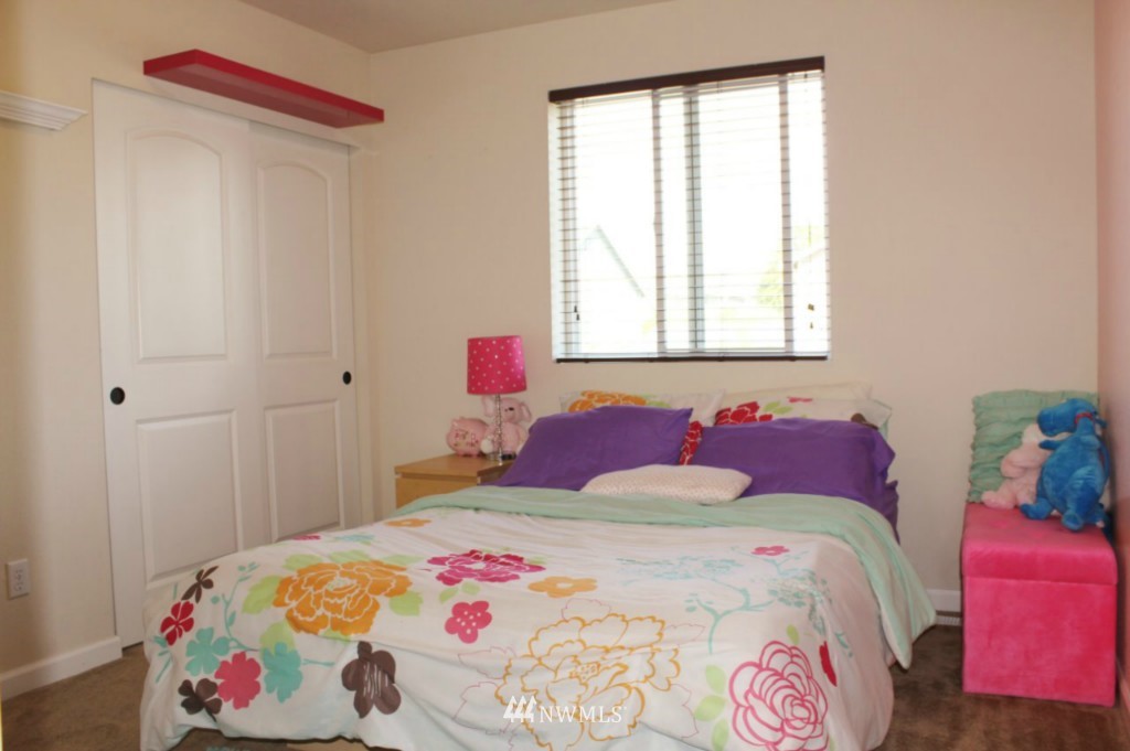 5030 Northeast 3rd Street Renton, WA 98059 - Photo 11 of 17
