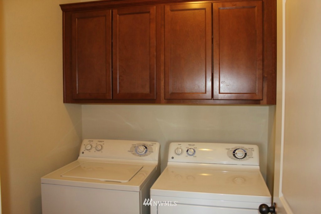 5030 Northeast 3rd Street Renton, WA 98059 - Photo 10 of 17