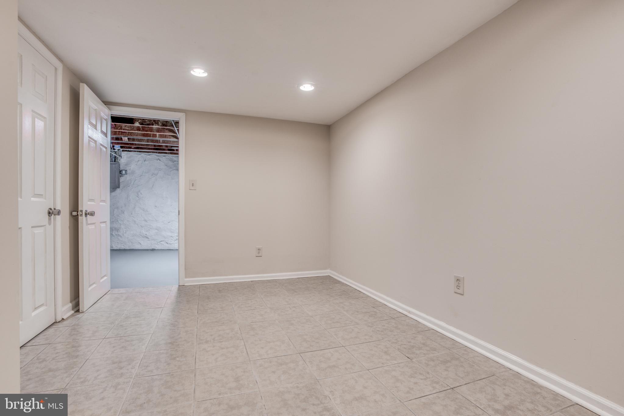 4512 Harcourt Road Baltimore, MD 21214 - Photo 47 of 56 Gallery Image 47