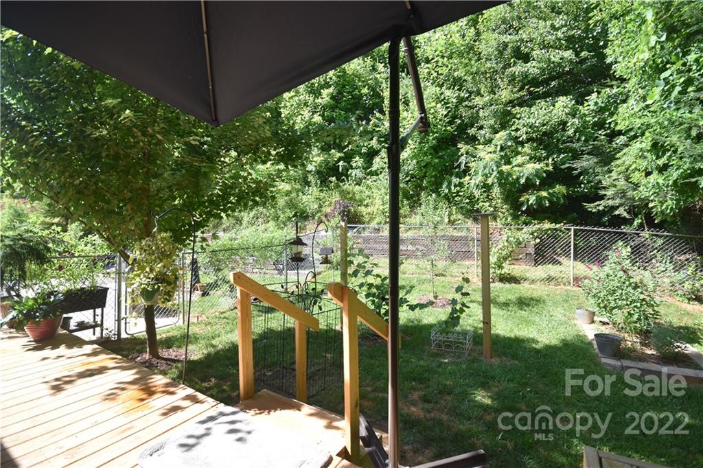 84 Broadview Road Waynesville, NC 28786 - Photo 16 of 35 Gallery Image 16