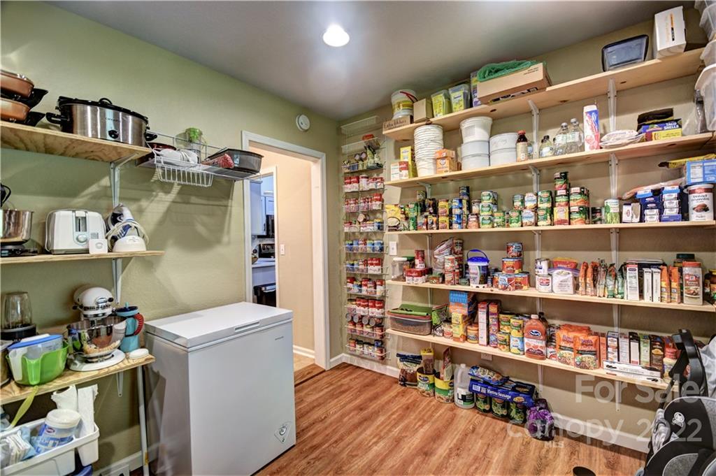 84 Broadview Road Waynesville, NC 28786 - Photo 21 of 35 Gallery Image 21