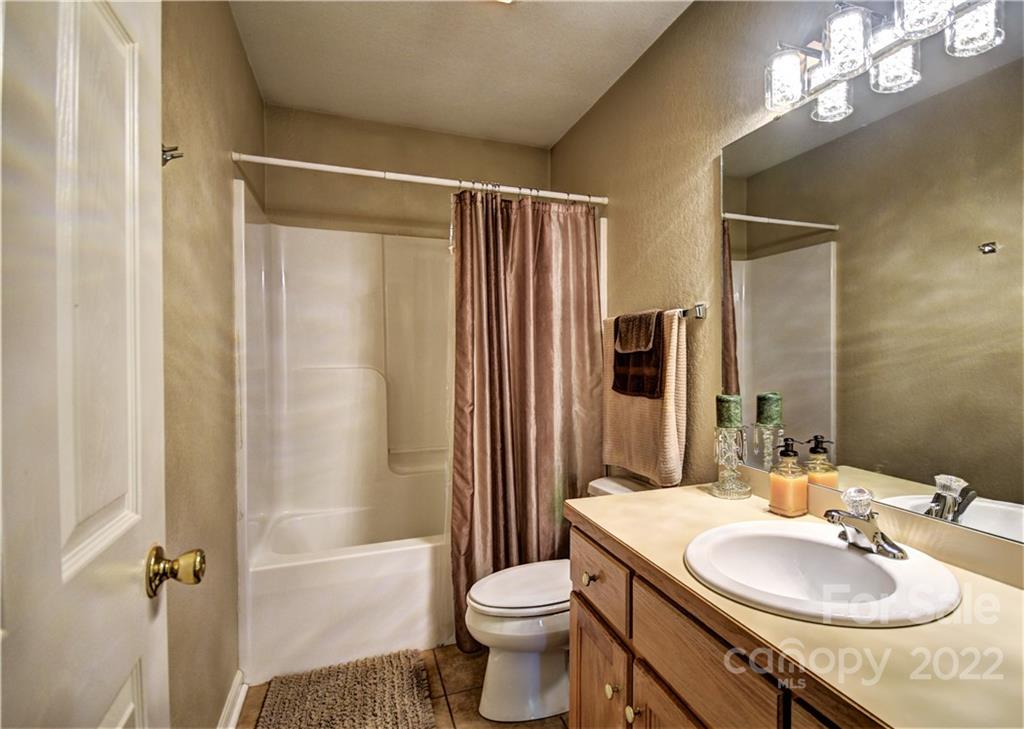 84 Broadview Road Waynesville, NC 28786 - Photo 25 of 35 Gallery Image 25
