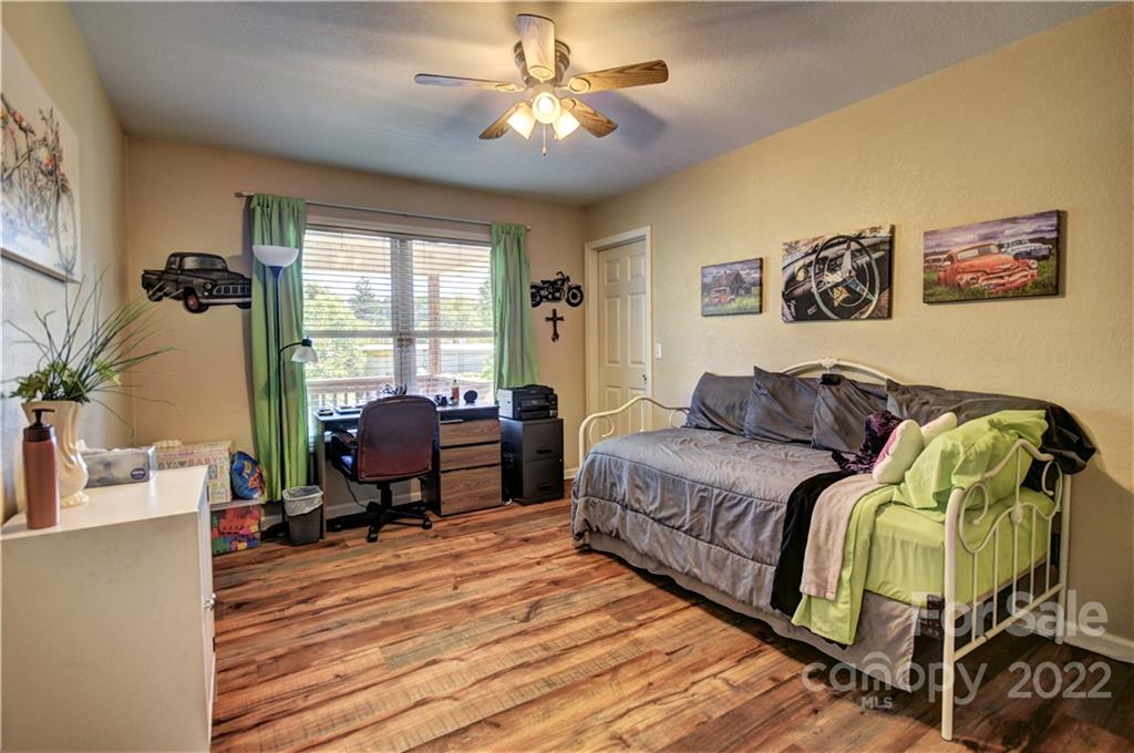 84 Broadview Road Waynesville, NC 28786 - Photo 28 of 35 Gallery Image 28