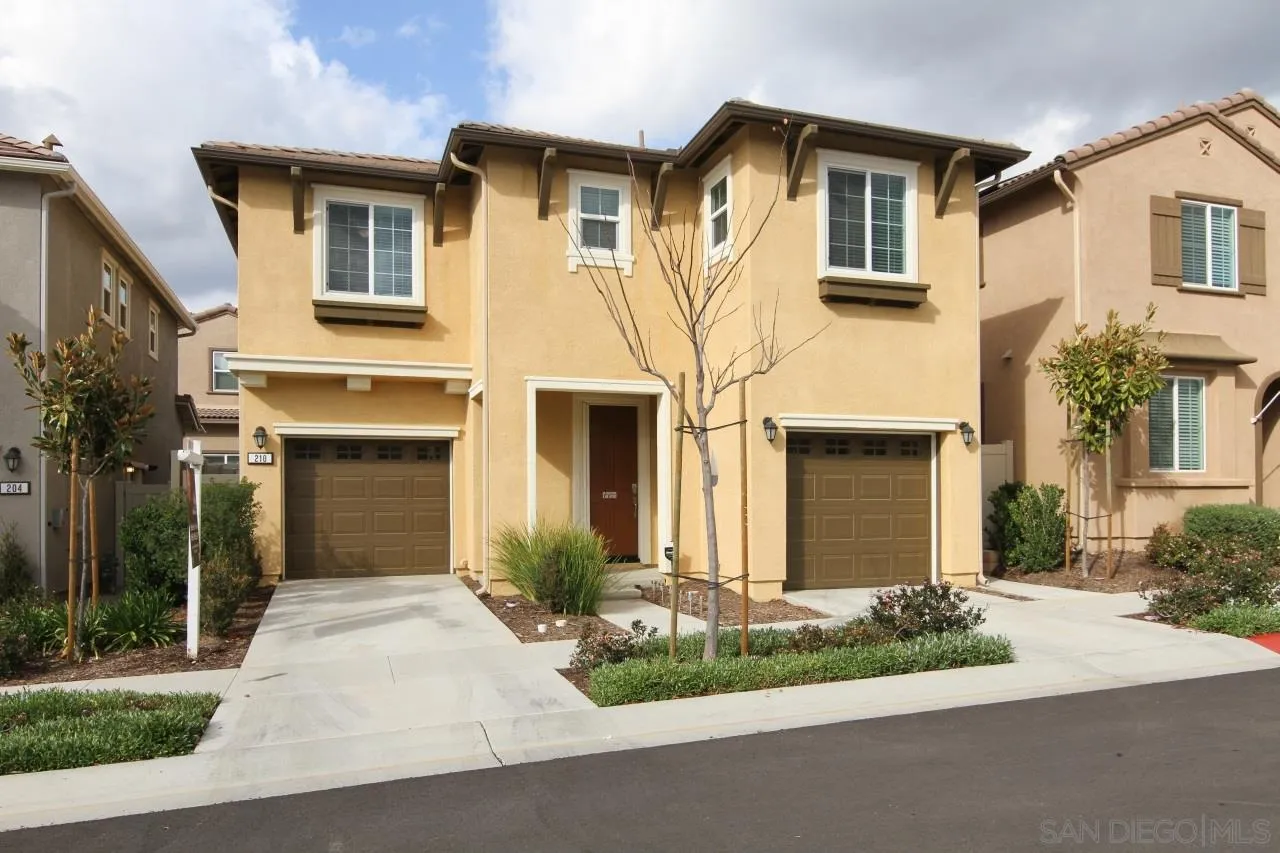 210 Oberlander Way Fallbrook, CA 92028 - Photo 1 of 48 Gallery Image 1