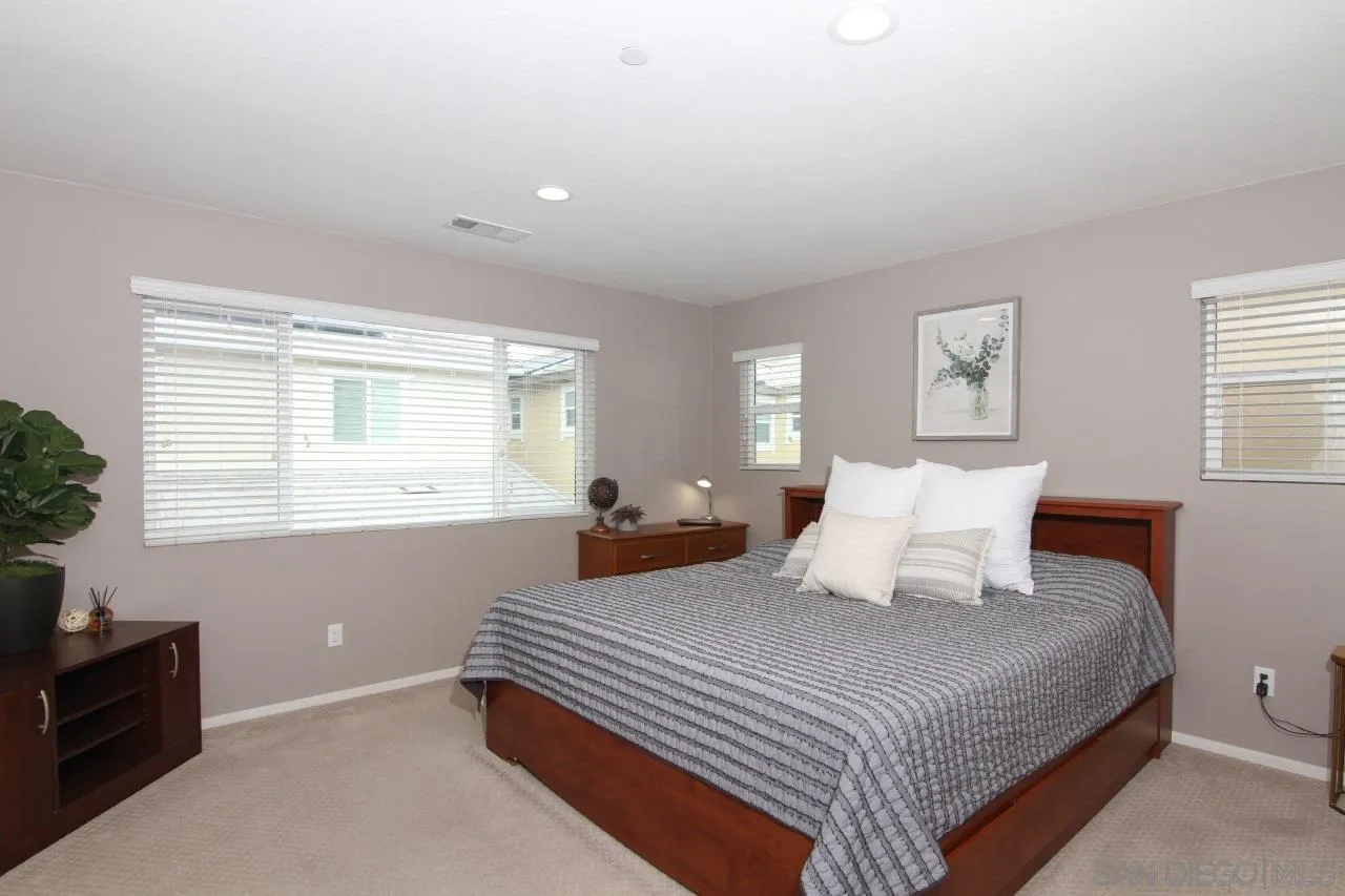 210 Oberlander Way Fallbrook, CA 92028 - Photo 19 of 48 Gallery Image 19