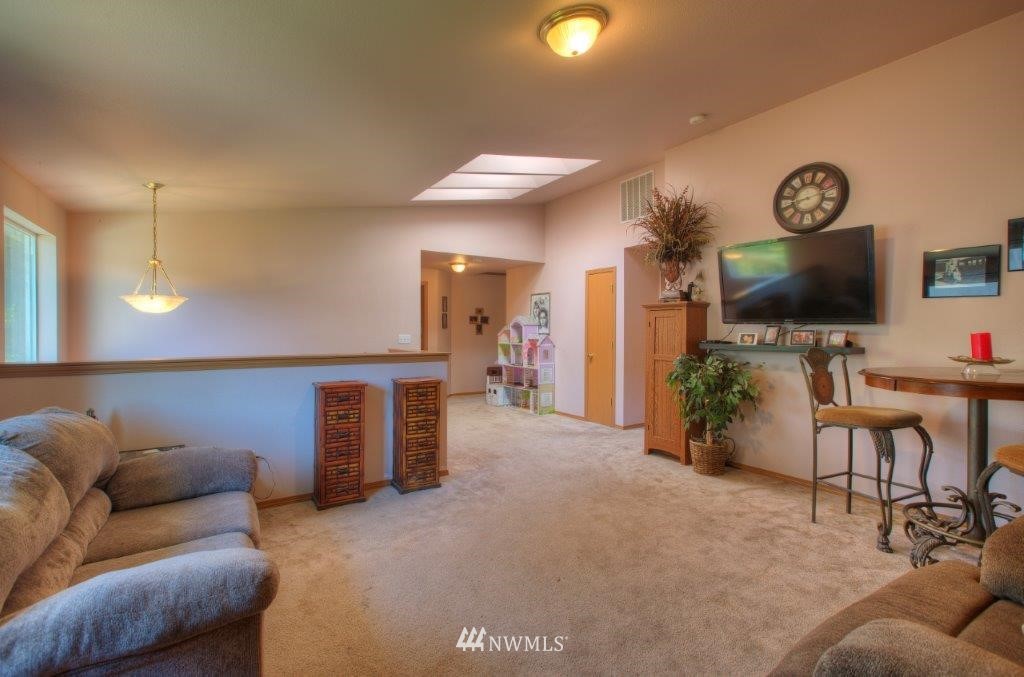 14909 Rabbit Lane Southwest Port Orchard, WA 98367 - Photo 16 of 24 Gallery Image 16