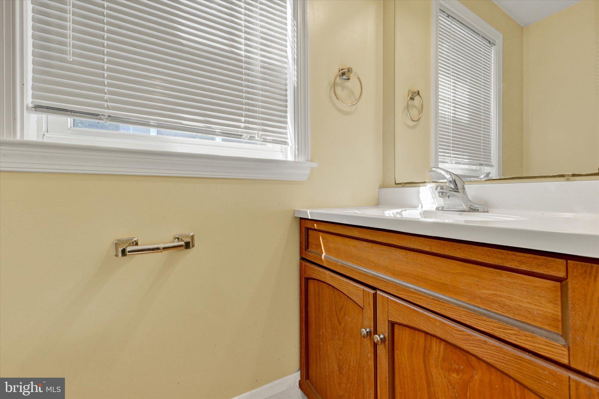 2501 Parkview Road Baltimore, MD 21207 - Photo 17 of 28 Gallery Image 17