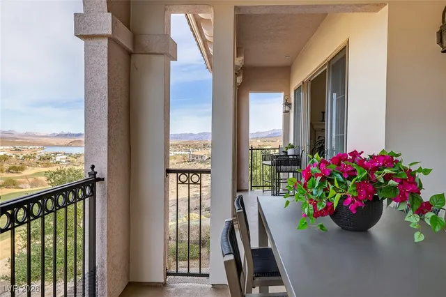 $539,000 | 10 Strada Bella Vista, Unit 204, Henderson, NV 89011