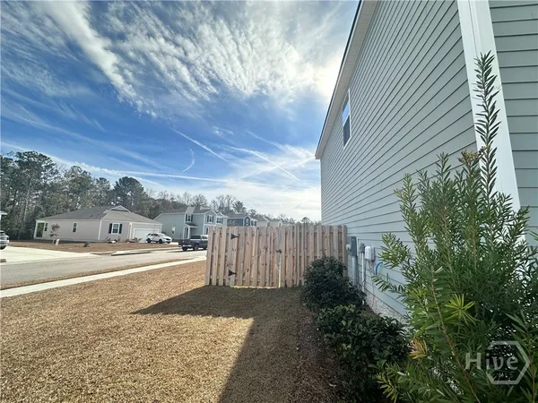 $2,600 | 192 Coby Lane, Richmond Hill, GA 31324