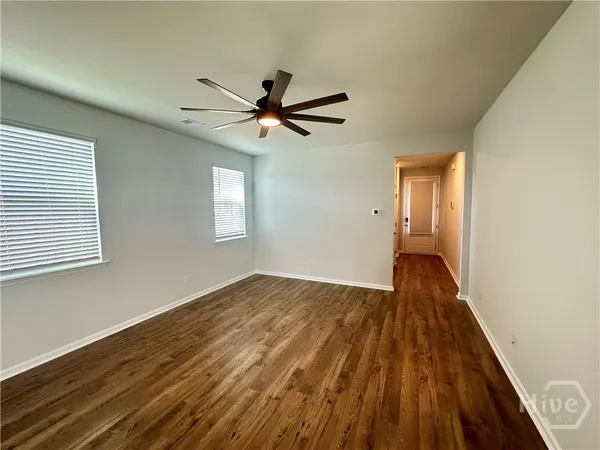 $2,600 | 192 Coby Lane, Richmond Hill, GA 31324