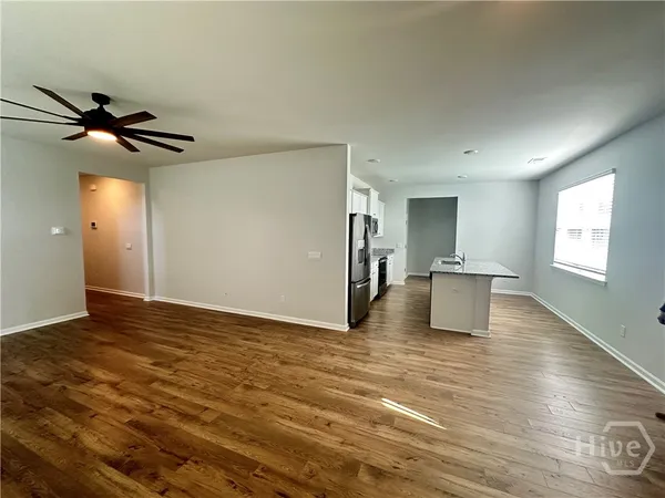 $2,600 | 192 Coby Lane, Richmond Hill, GA 31324