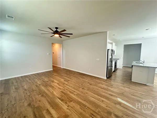 $2,600 | 192 Coby Lane, Richmond Hill, GA 31324