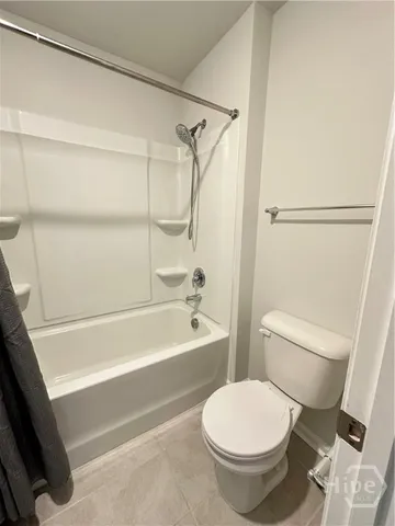 $2,900 | 192 Coby Lane, Richmond Hill, GA 31324