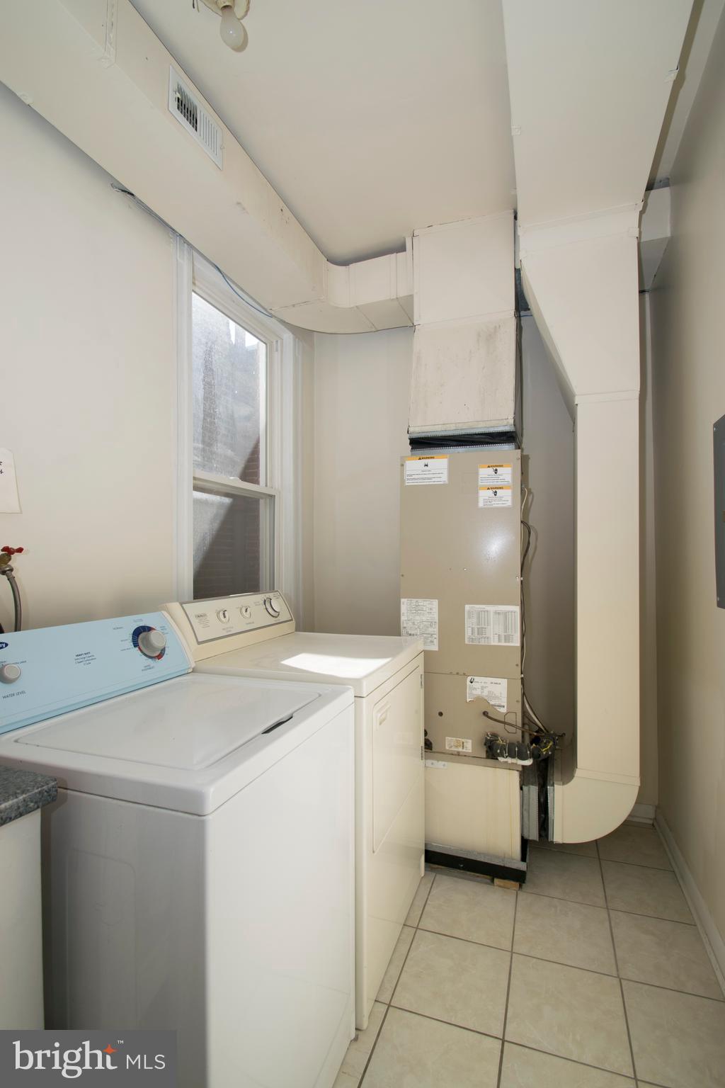 3415 Harford Road Baltimore, MD 21213 - Photo 15 of 29 Interior (General)