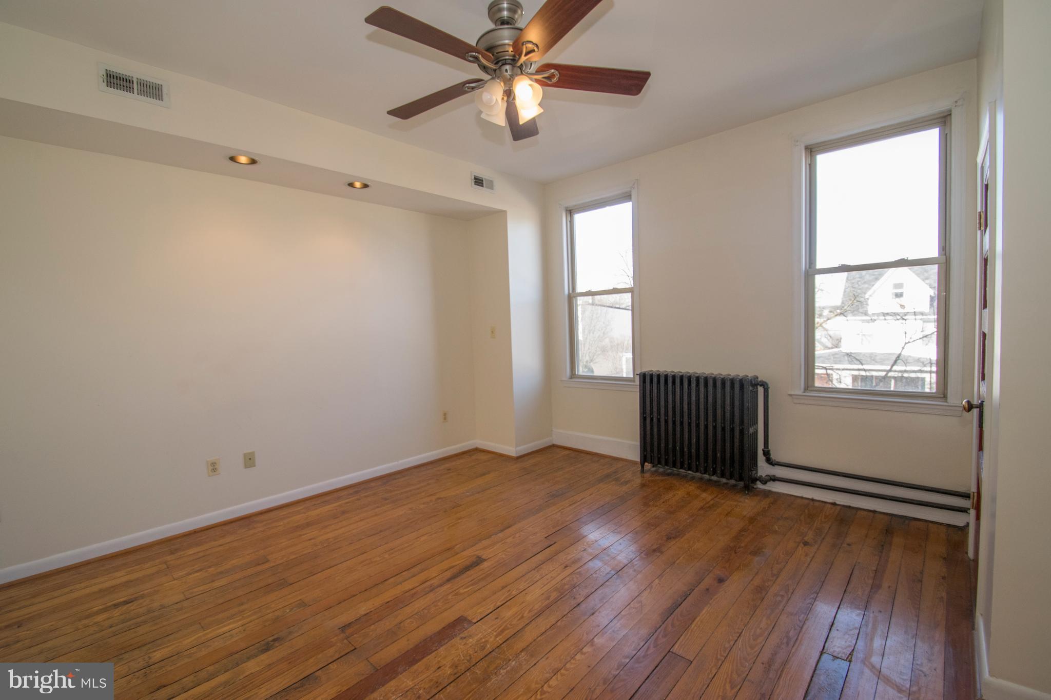 3415 Harford Road Baltimore, MD 21213 - Photo 18 of 29 Bedroom