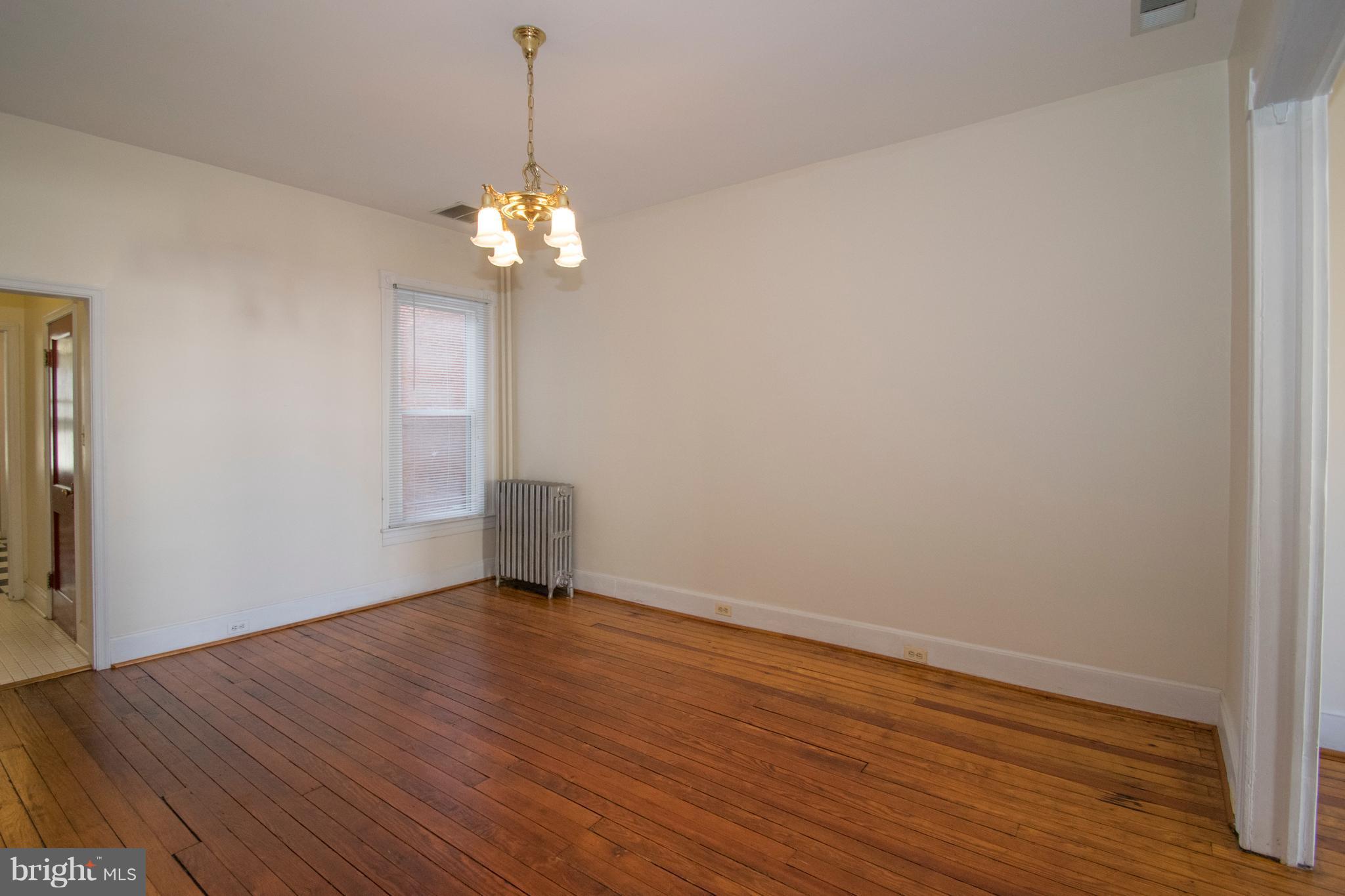 3415 Harford Road Baltimore, MD 21213 - Photo 8 of 29 Dining Room