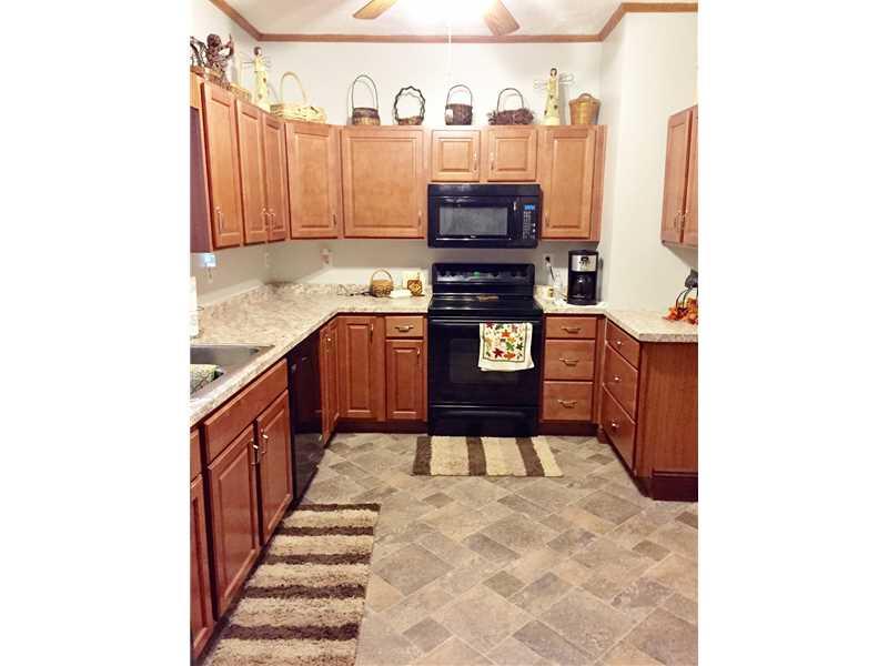 604 Newport Road New Beaver, PA 16157 - Photo 8 of 16 Kitchen.