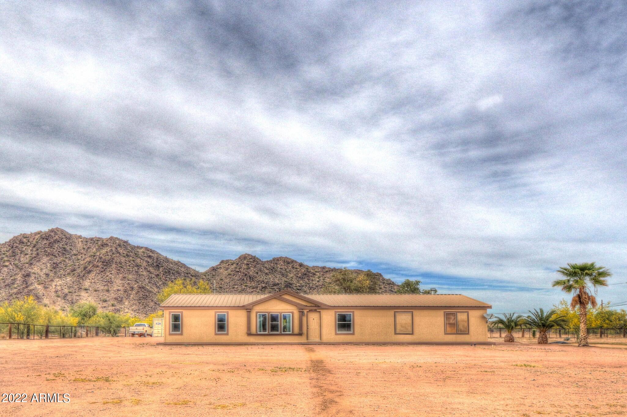 11800 North Johnson Road Maricopa, AZ 85139 - Photo 1 of 65 front1