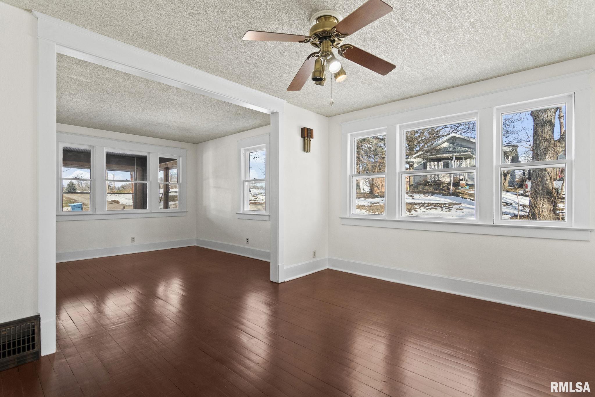 606 West Carpenter Street Springfield, IL 62702 - Photo 7 of 39