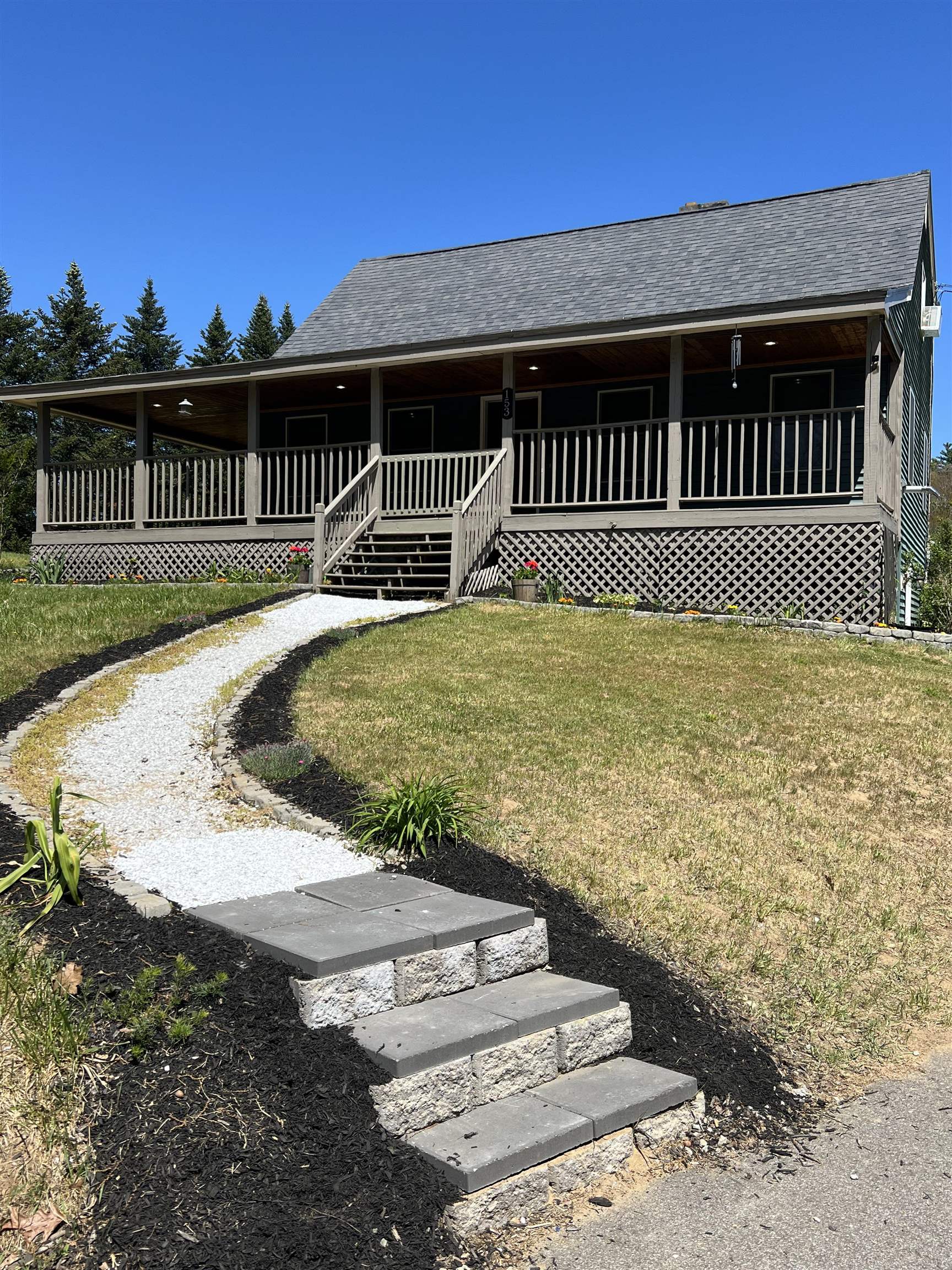 153 Bee Hole Road Loudon, NH 03307 - Photo 1 of 33 Gallery Image 1