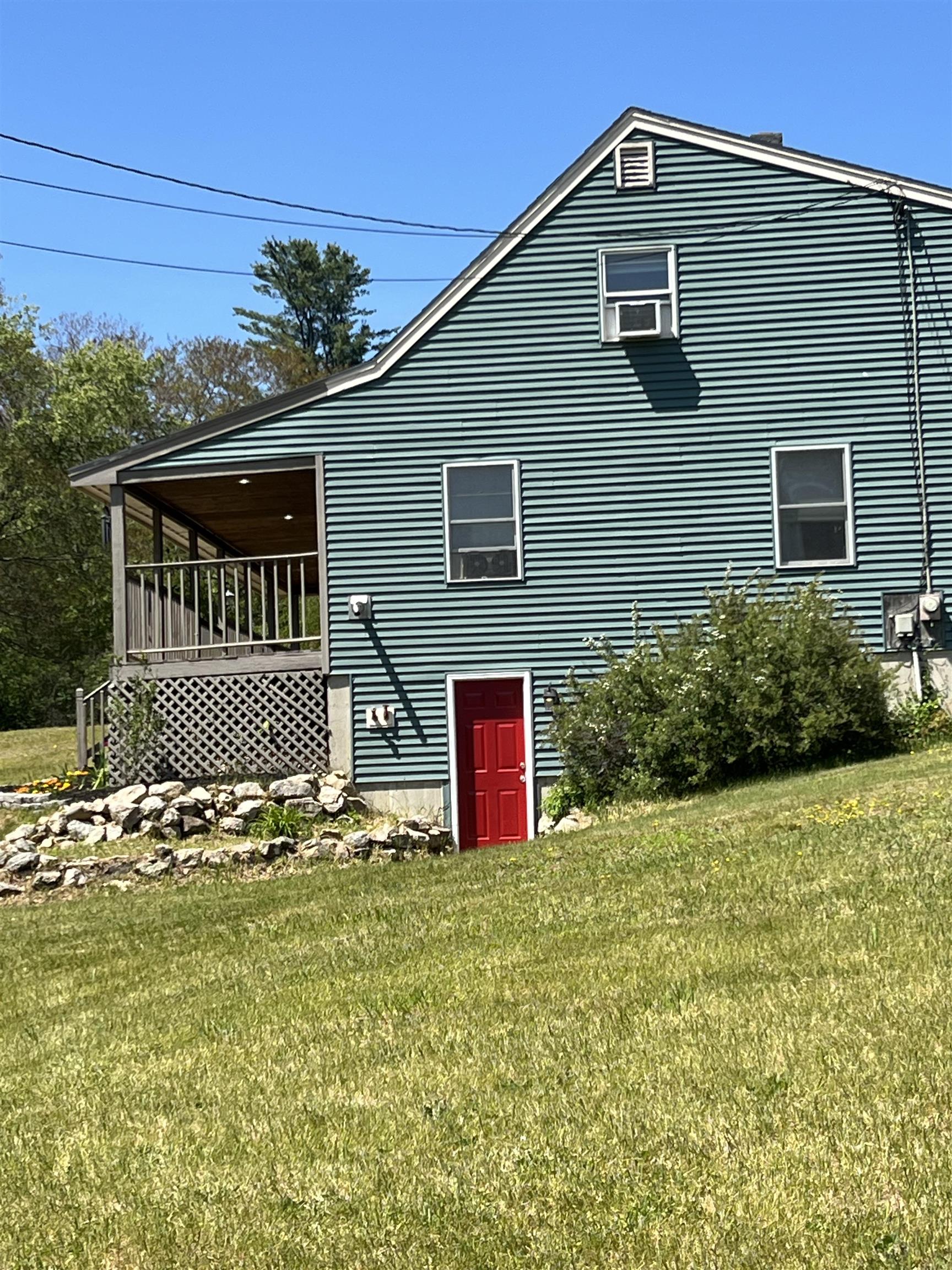 153 Bee Hole Road Loudon, NH 03307 - Photo 3 of 33 Gallery Image 3