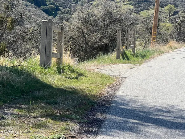 $59,900 | 28600 Ridgeview Court, Tehachapi, CA 93561