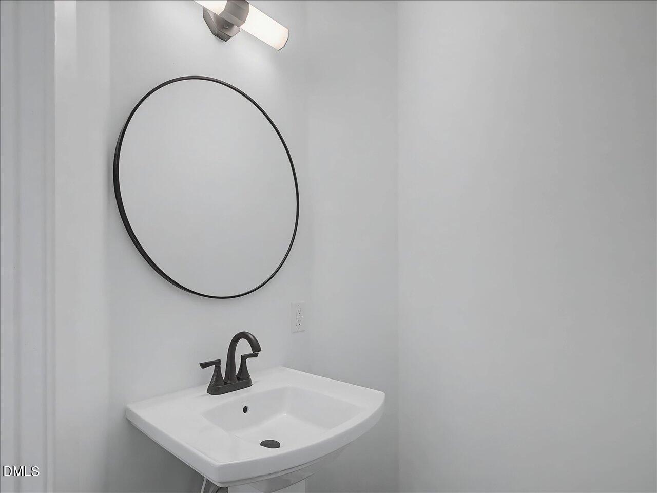 105 Tinnin Road Efland, NC 27243 - Photo 19 of 61 19-Half Bath