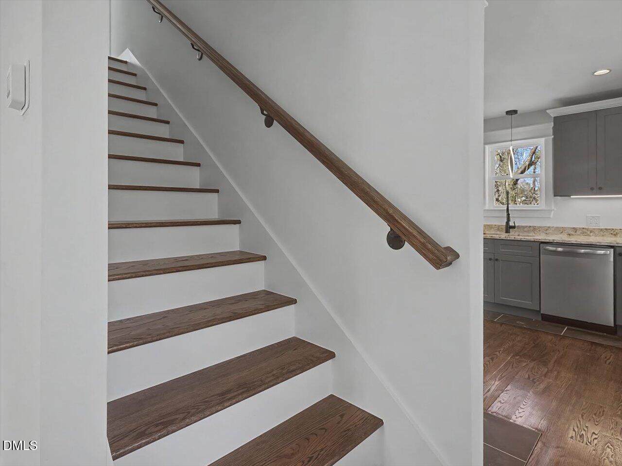 105 Tinnin Road Efland, NC 27243 - Photo 39 of 61 40-Staircase