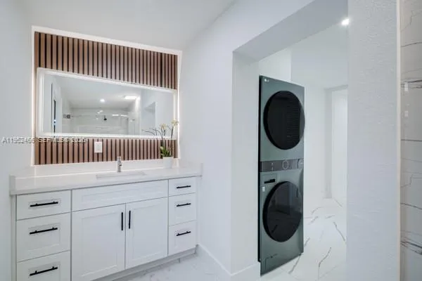 $3,500 | 1251 Northeast 41st Drive, Pompano Beach, FL 33064