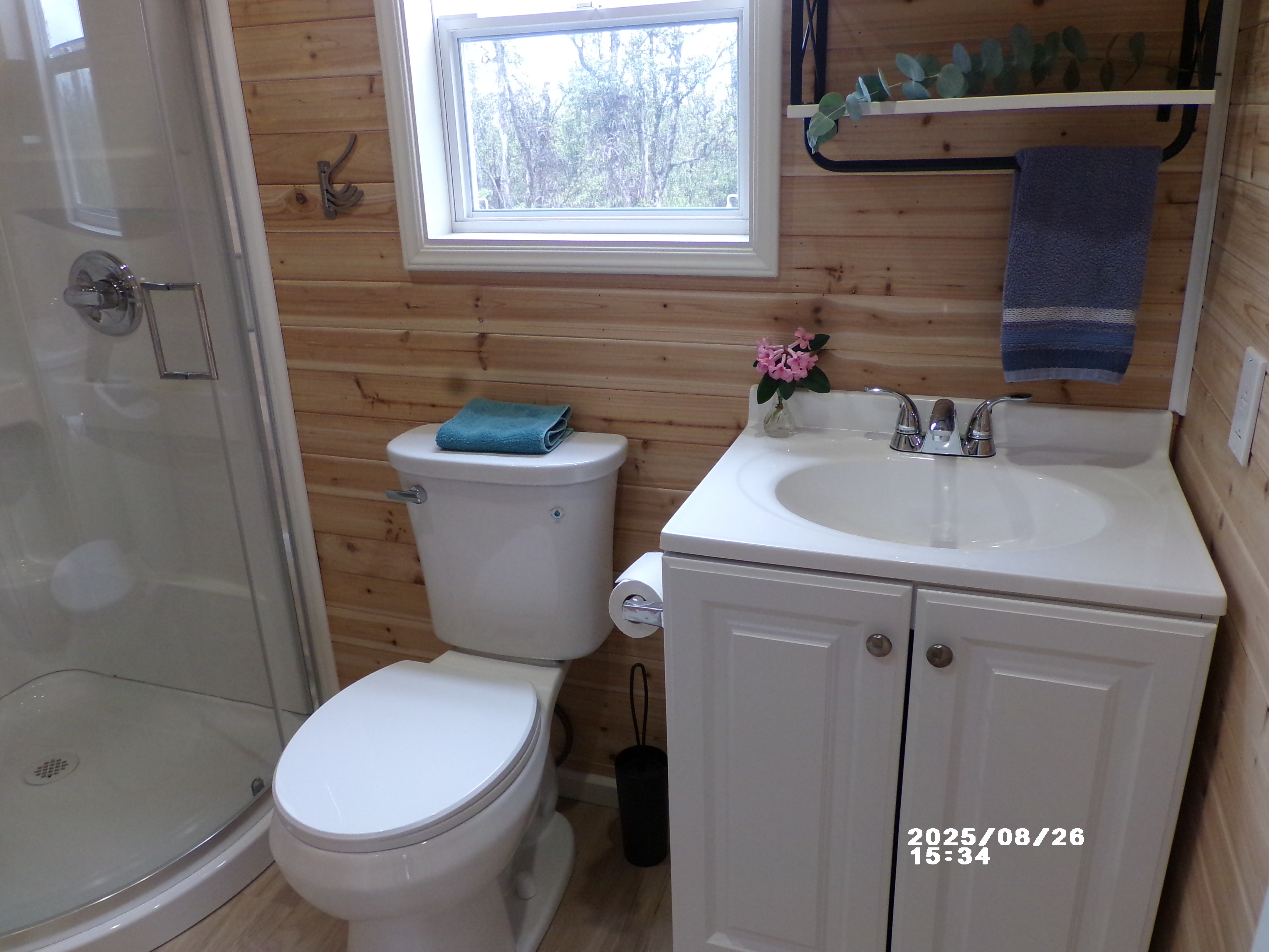 11-3048 Ala Naualani Road Mountain View, HI 96771 - Photo 11 of 29 a bathroom with a sink and a toilet