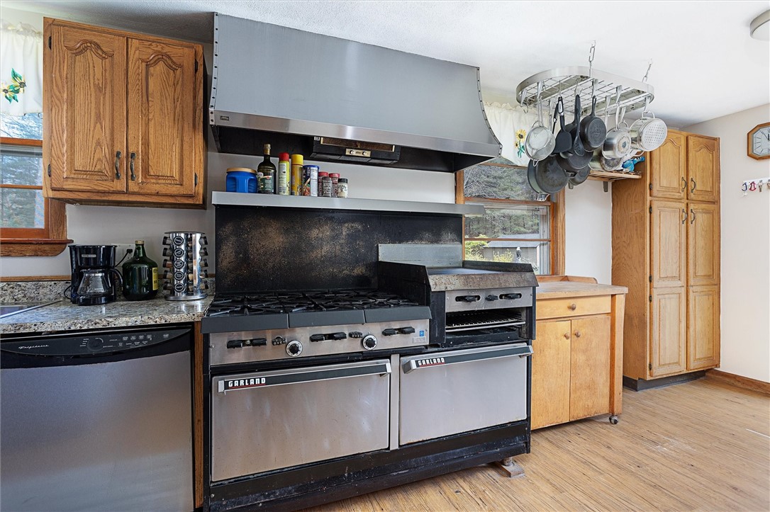 20 Clarke Road Coventry, RI 02816 - Photo 5 of 26