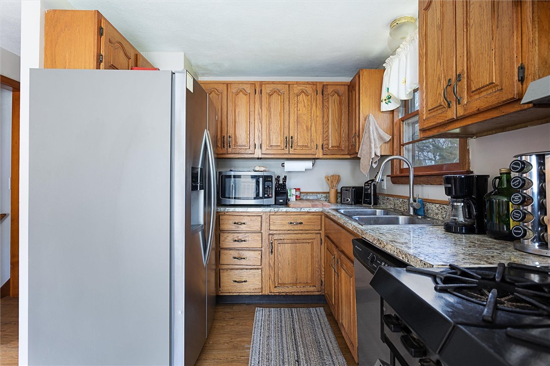 20 Clarke Road Coventry, RI 02816 - Photo 9 of 26