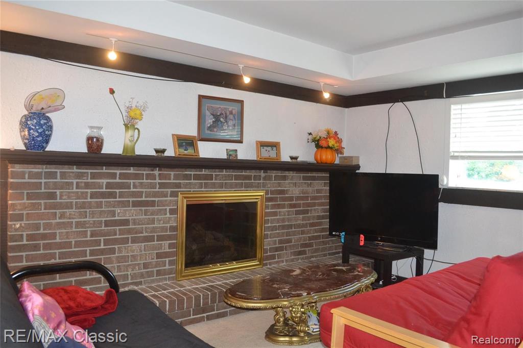 5729 Wedgewood Road Canton, MI 48187 - Photo 22 of 27 Gallery Image 22