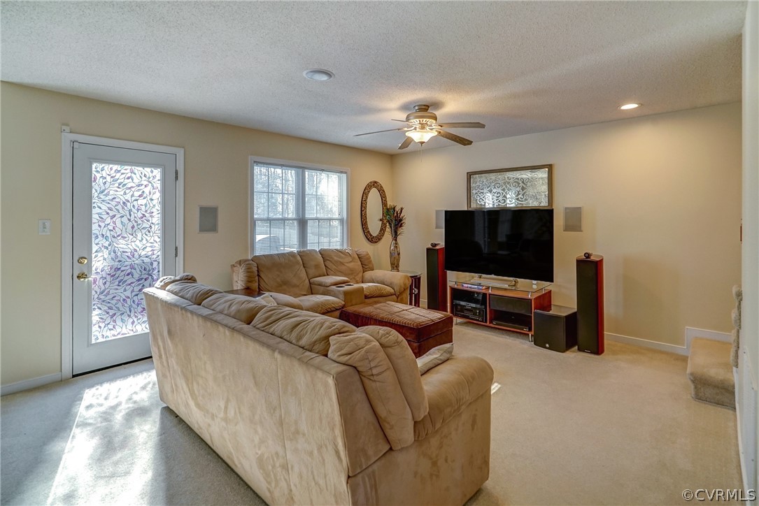 4349 Stately Oak Road North Chesterfield, VA 23234 - Photo 12 of 49 Gallery Image 12