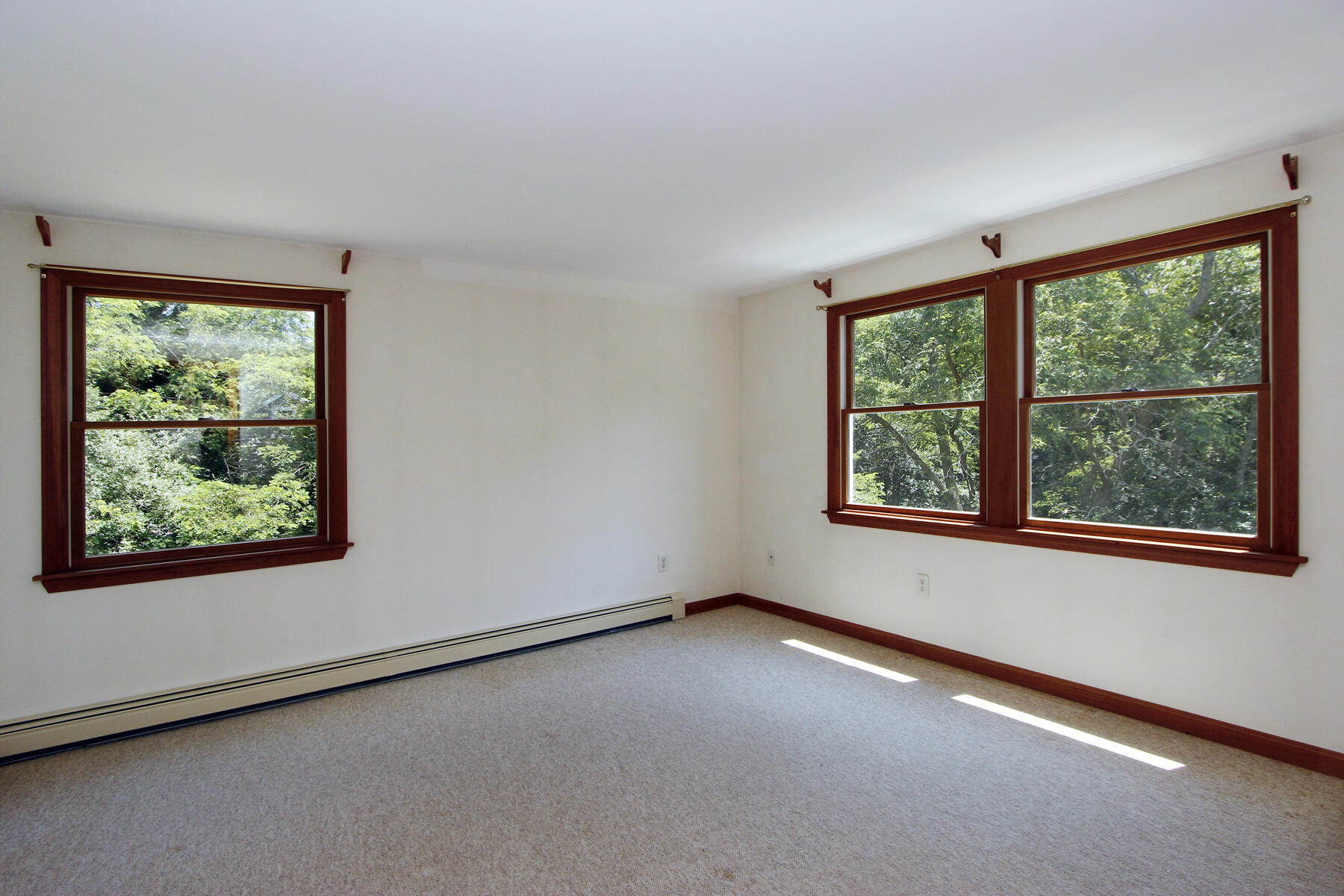 495 Aspinet Road Eastham, MA 02642 - Photo 20 of 47 an empty room with a window