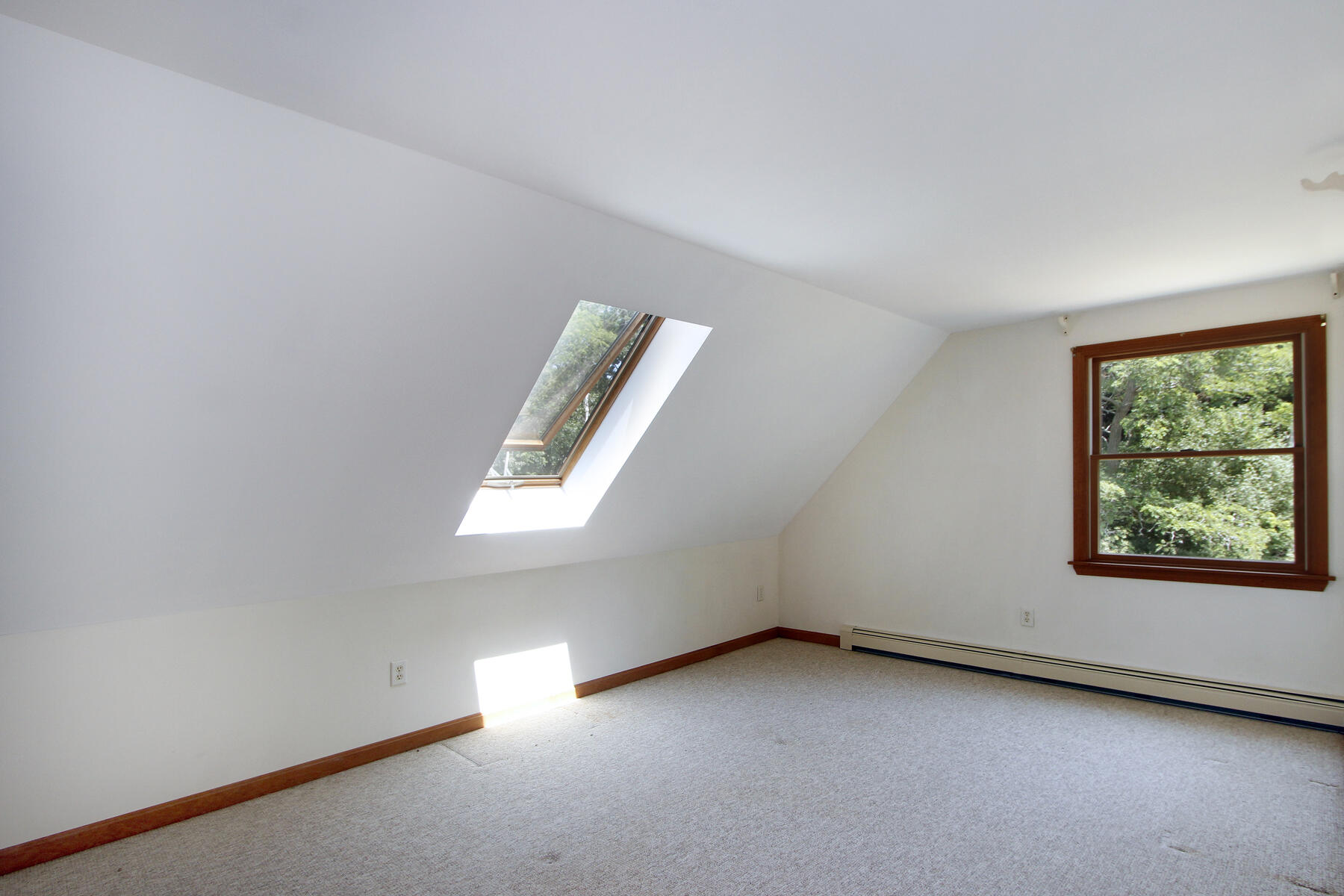 495 Aspinet Road Eastham, MA 02642 - Photo 22 of 47 an empty room with windows