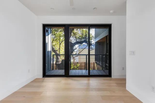 $9,995 | 1603 Chelsea Lane, Unit 1, Austin, TX 78704