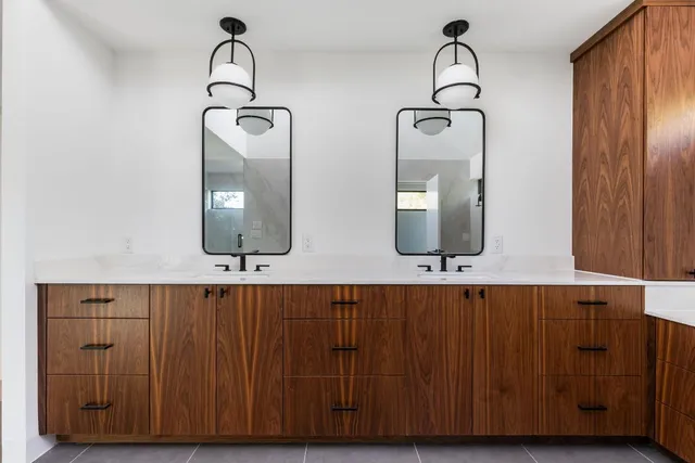 $9,995 | 1603 Chelsea Lane, Unit 1, Austin, TX 78704