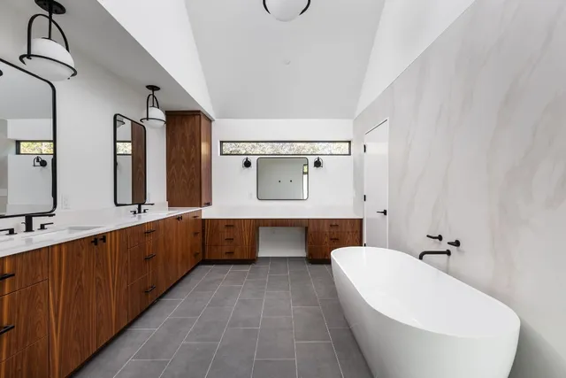 $9,995 | 1603 Chelsea Lane, Unit 1, Austin, TX 78704