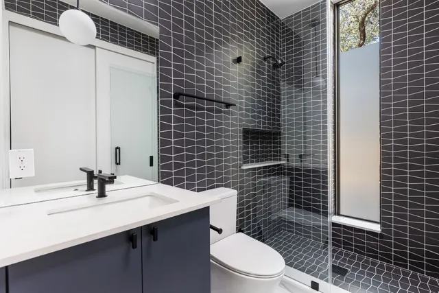 $9,995 | 1603 Chelsea Lane, Unit 1, Austin, TX 78704