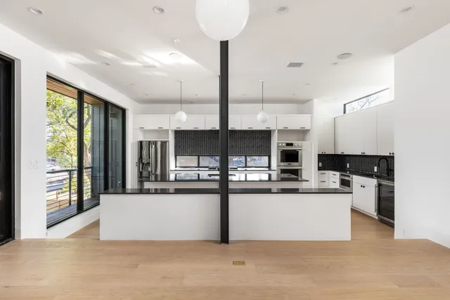 $9,995 | 1603 Chelsea Lane, Unit 1, Austin, TX 78704