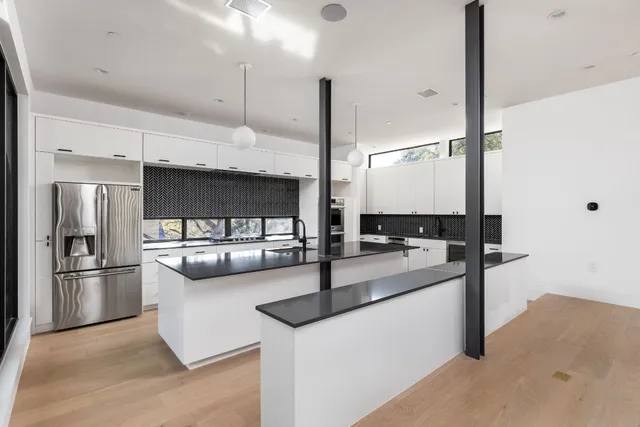 $9,995 | 1603 Chelsea Lane, Unit 1, Austin, TX 78704