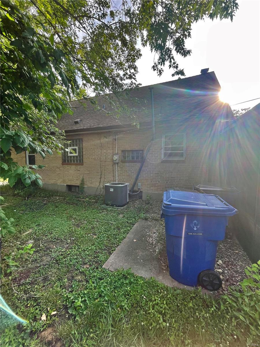 5912 Telegraph Road St. Louis, MO 63129 - Photo 1 of 10