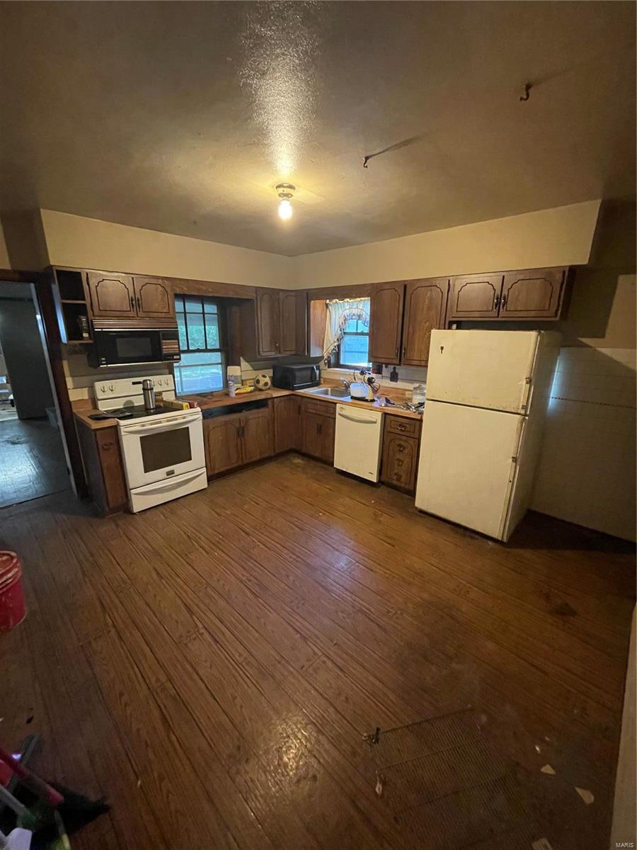 5912 Telegraph Road St. Louis, MO 63129 - Photo 2 of 10