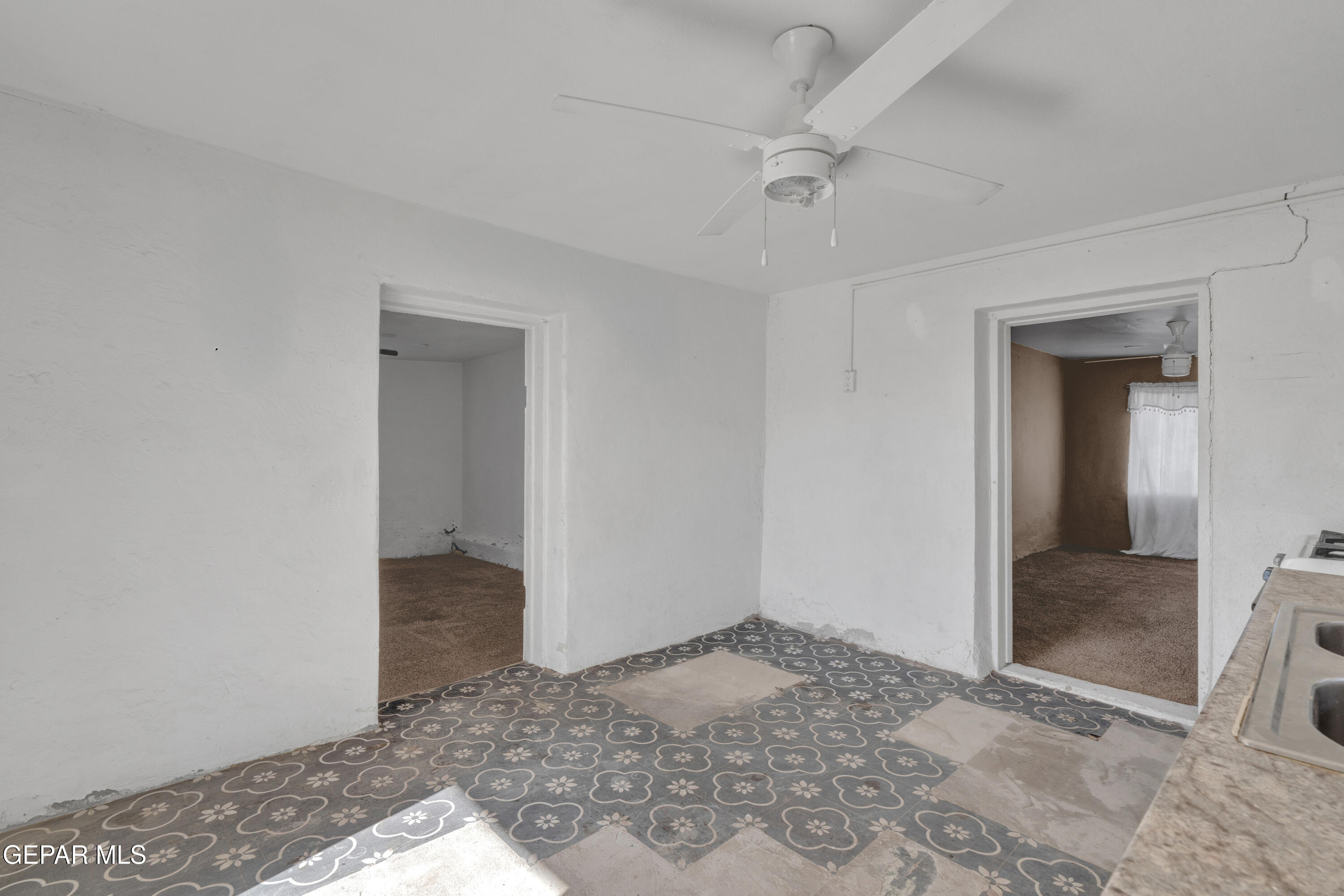 10184 Haynes Road Socorro, TX 79927 - Photo 11 of 25 a view of a hallway to a room