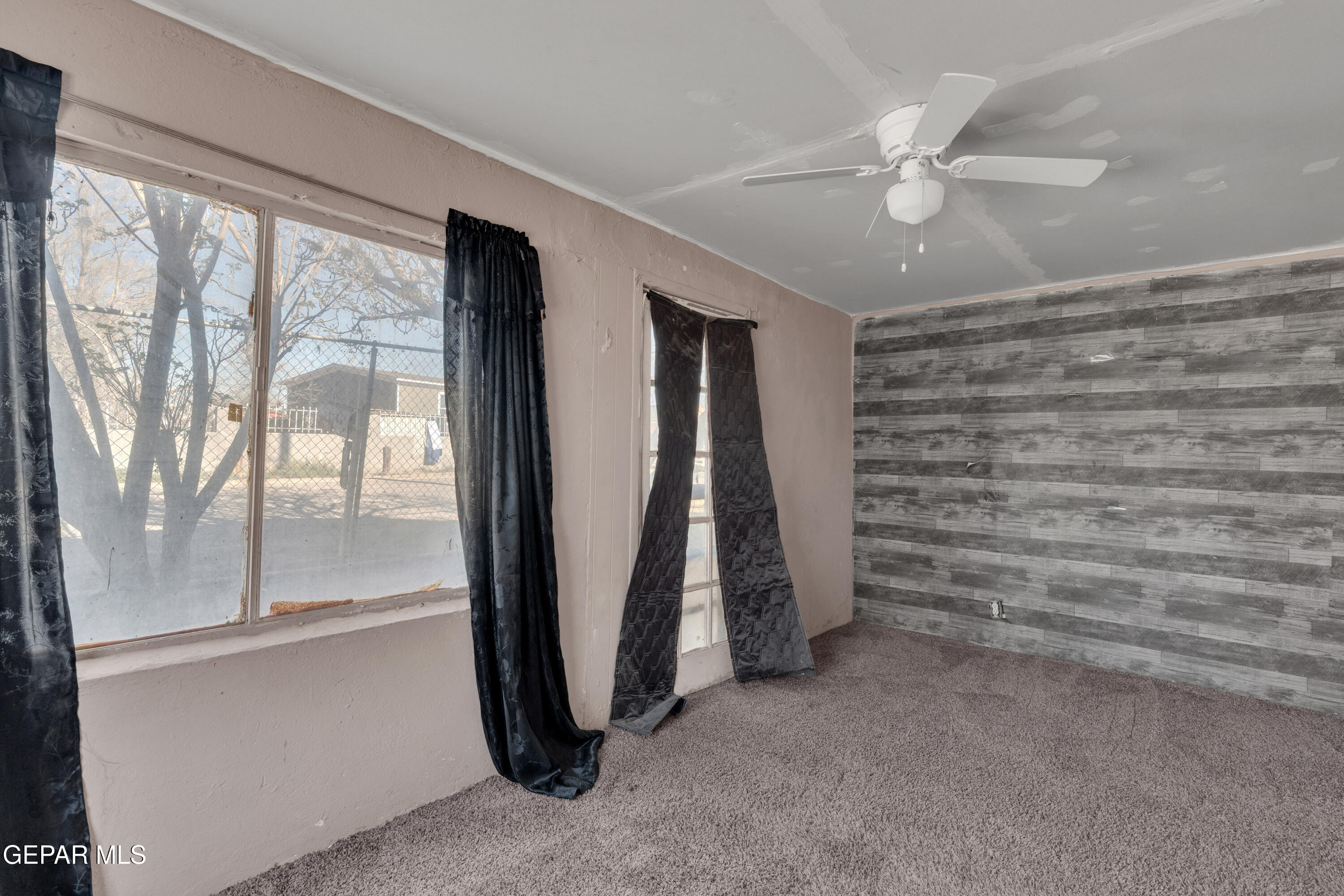 10184 Haynes Road Socorro, TX 79927 - Photo 15 of 25 a view of an empty room with a window