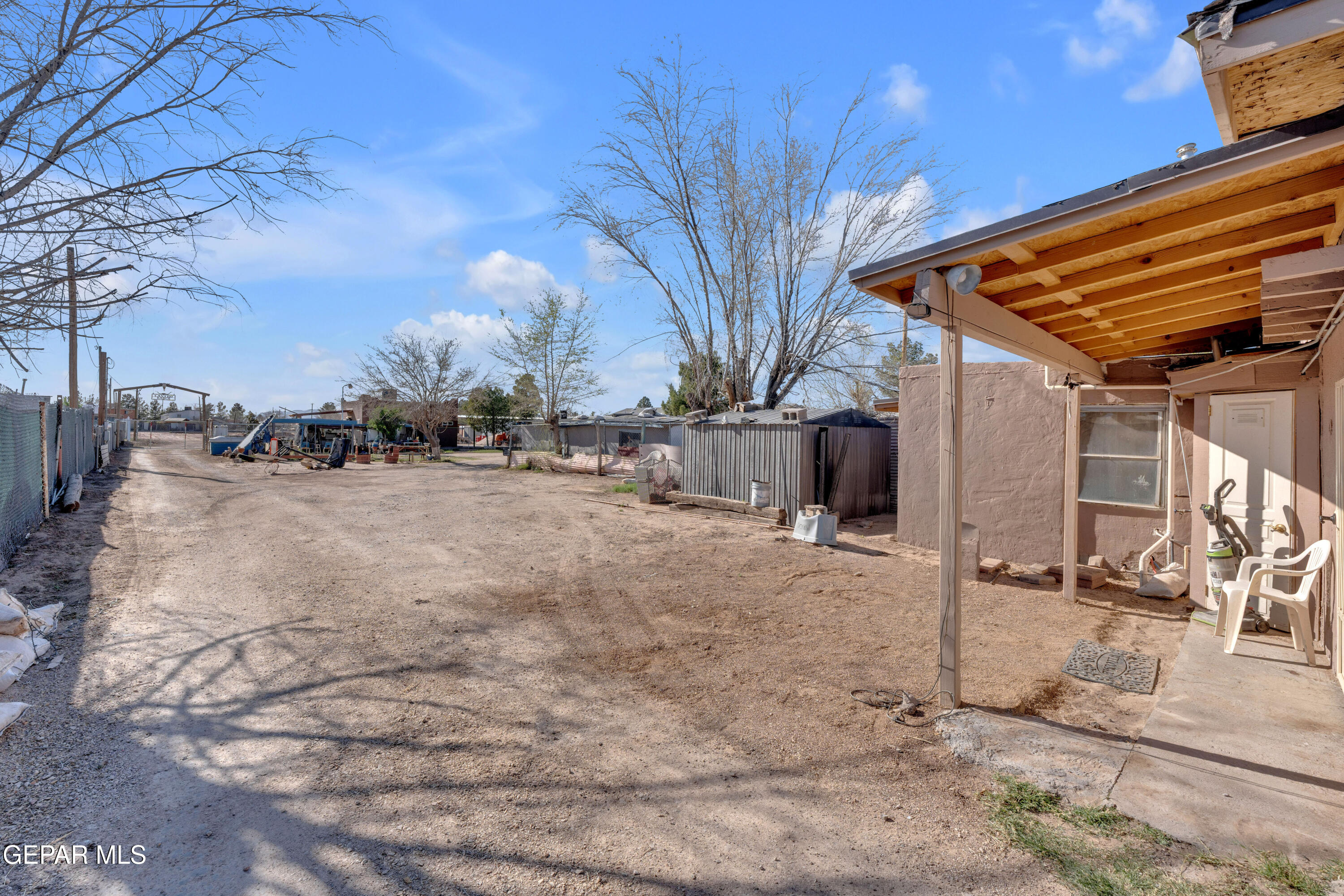 10184 Haynes Road Socorro, TX 79927 - Photo 22 of 25 a view of a backyard of the house