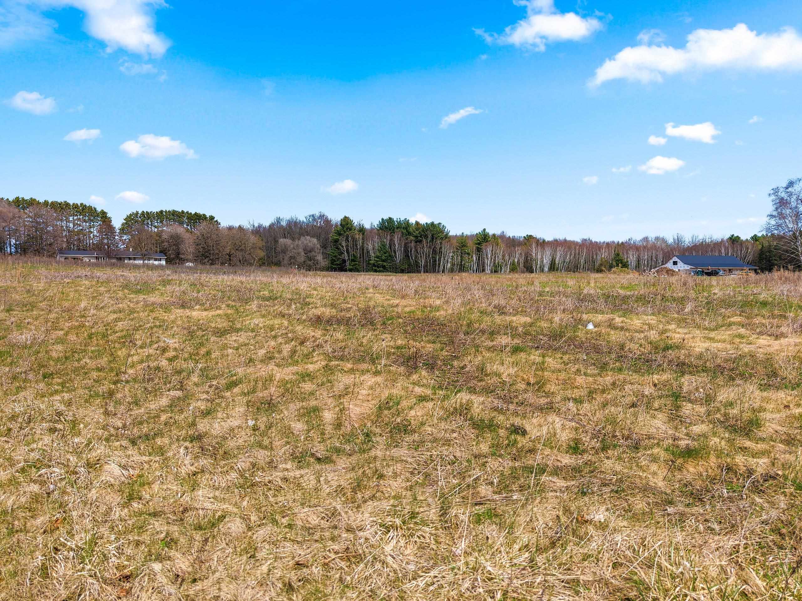 School Ln Green, Unit 1 Green Bay, WI 54313 - Photo 17 of 28