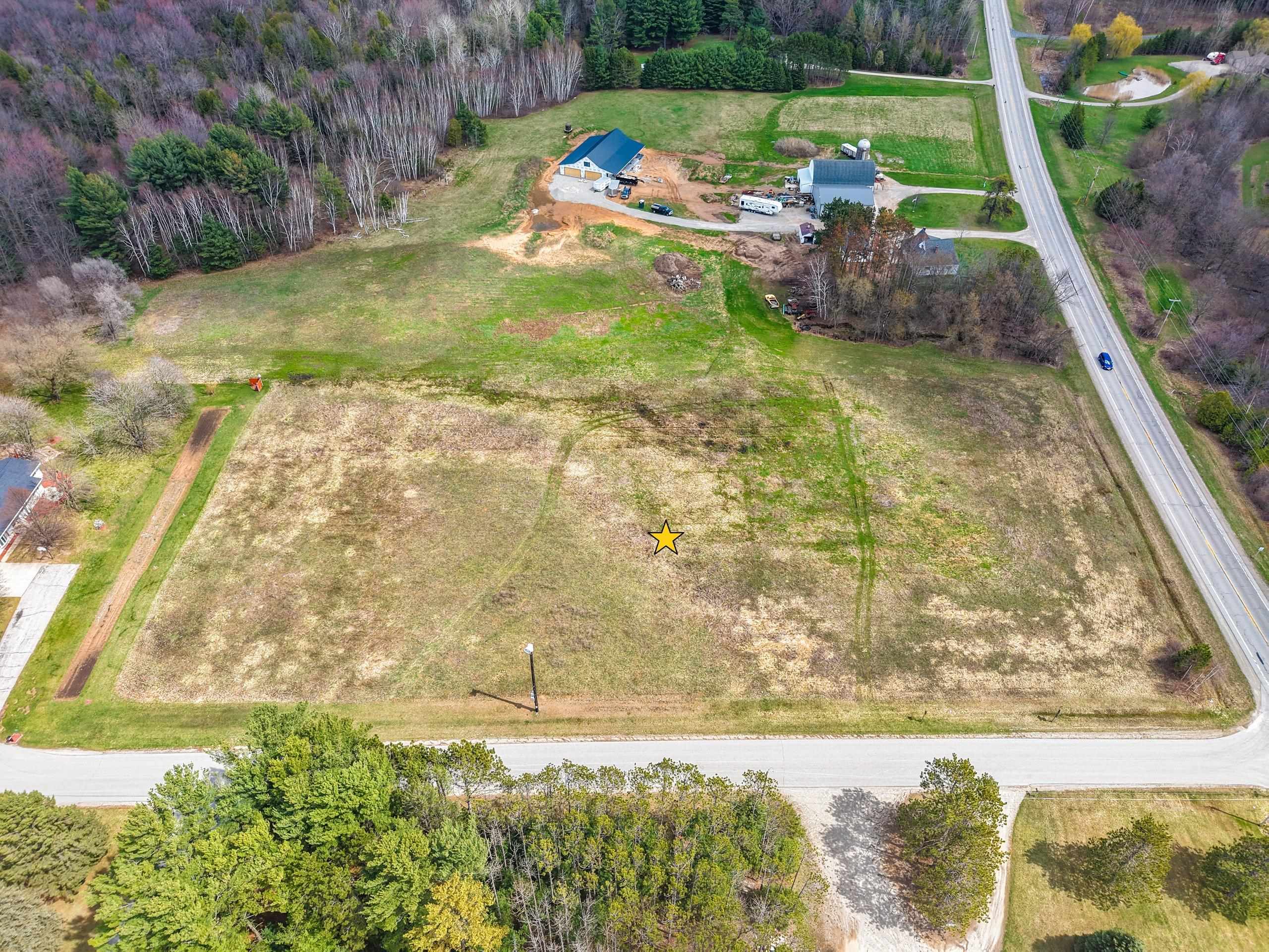 School Ln Green, Unit 1 Green Bay, WI 54313 - Photo 10 of 28