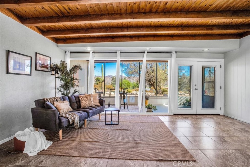 9384 Piedras Trail Morongo Valley, CA 92256 - Photo 11 of 75 a living room with furniture